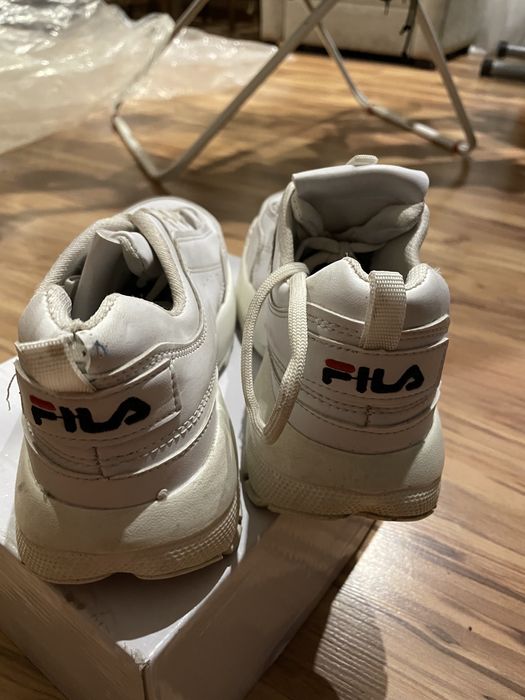 Biale adidasy Fila
