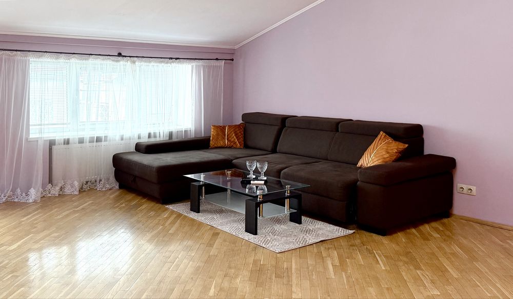 Велика 4 кім Квартира на Площі Ринок