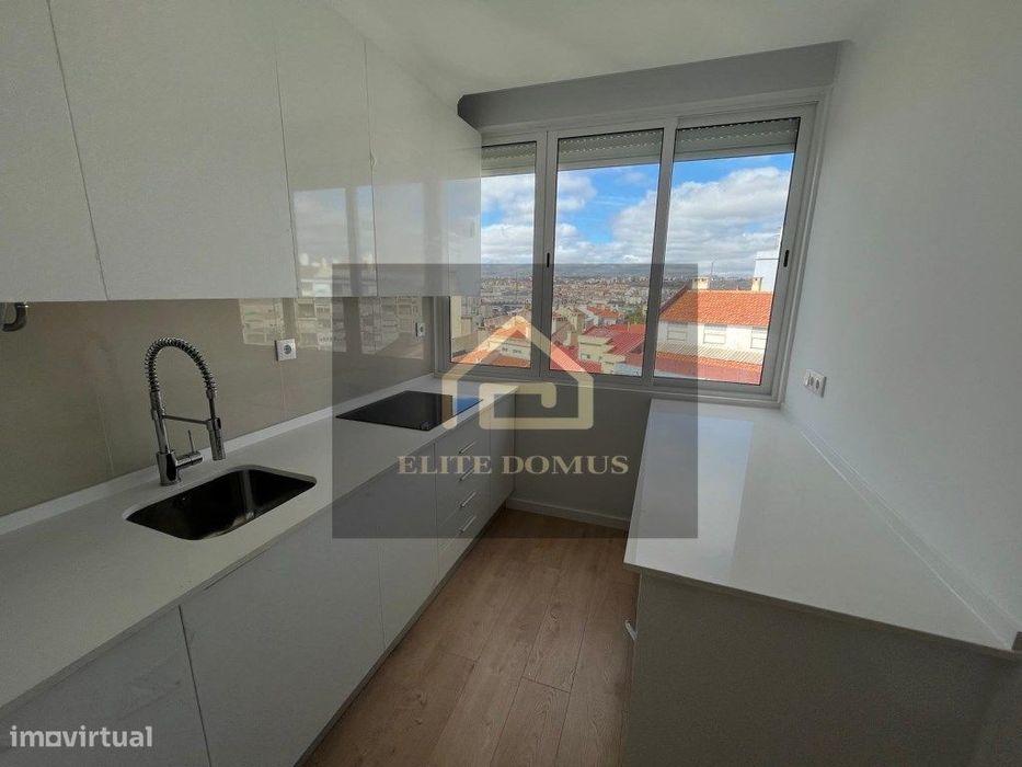 T2 + 1 com grande terraço - Alverca! — Alverca Do Ribatejo E Sobralinho, Lisboa