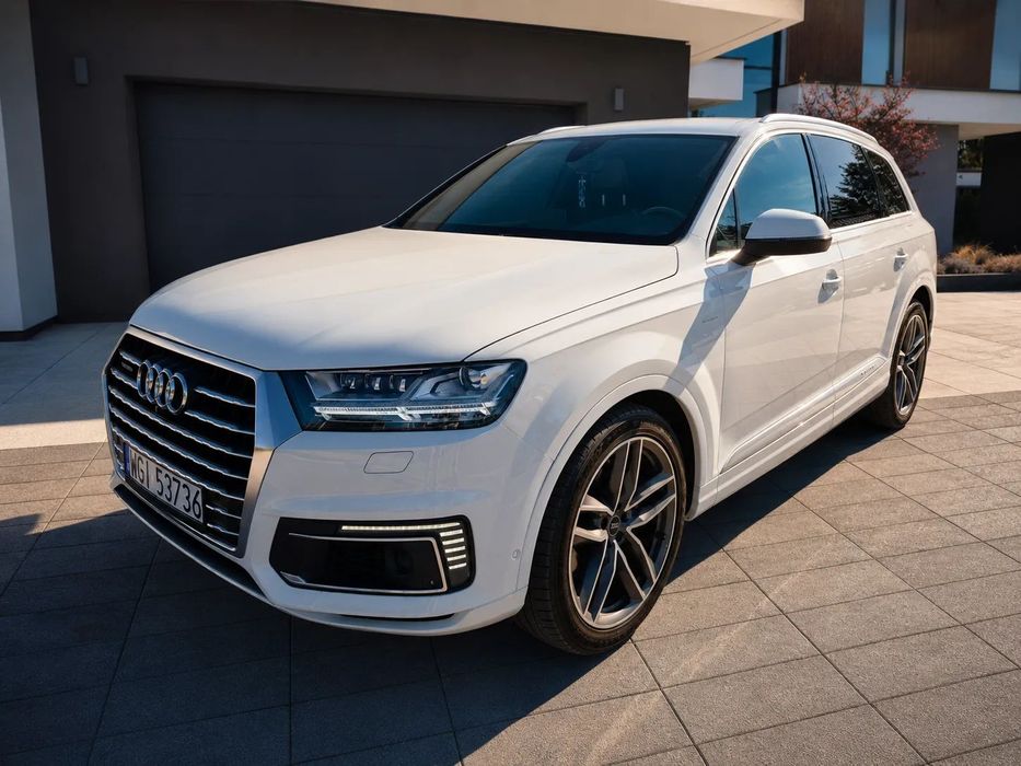 Audi Q7 Audi q7 4m s-line, bogate wyposażenie, mały przebieg