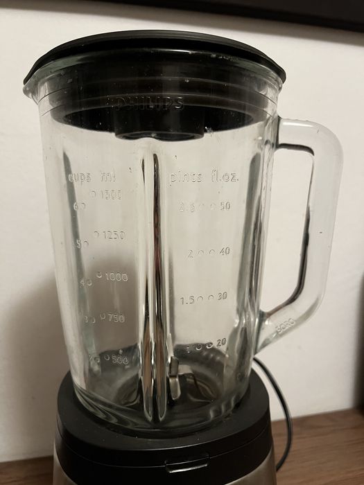 Blender Philips ProBlend 6 ze szklanym kielichem 1.5l