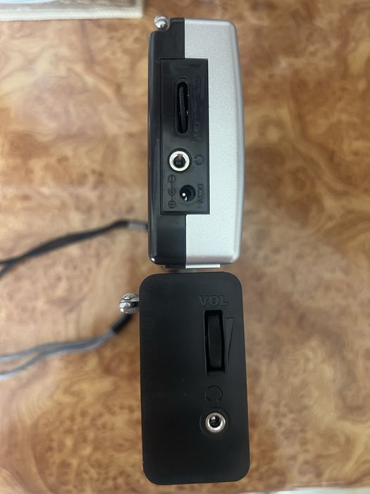 Радіо на батарейки