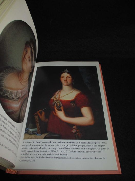 Livro Carlota Joaquina Marsilio Cassotti Capa dura