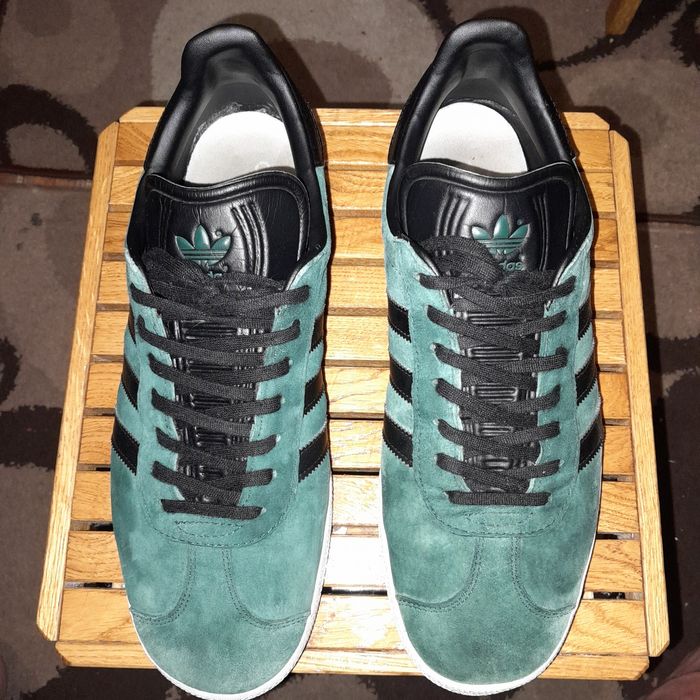 にほ Adidas gazelle размер 45.5-46: 999 грн. - Кросівки для міста