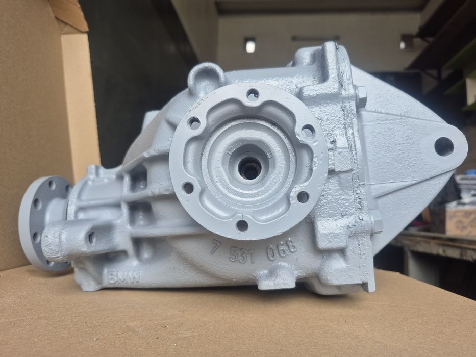 Dyfer Dyferencjał BMW e46 3.45 mała głowa spaw bardzo dobry stan