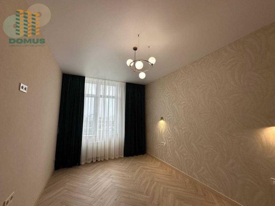 Продам 1 комн ЖК 63 Жемчужина! Краснова, Прямой Вид на Ипподром!