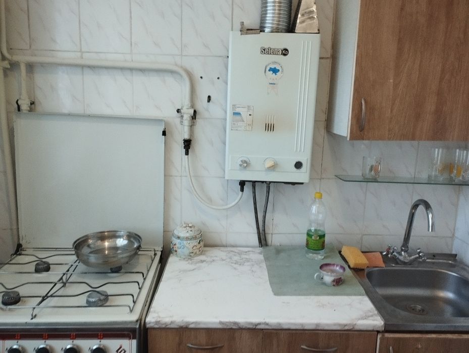 Здається двох кімнат квартира.