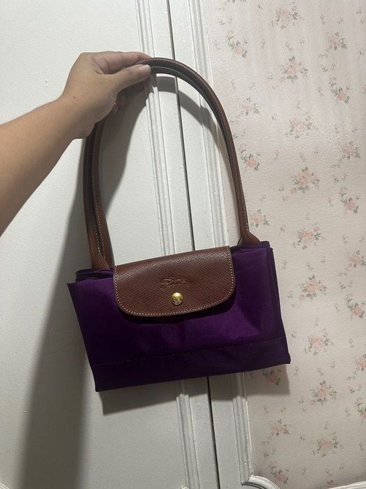 100% authentic Longchamp Le Pliage Handbag - Purple