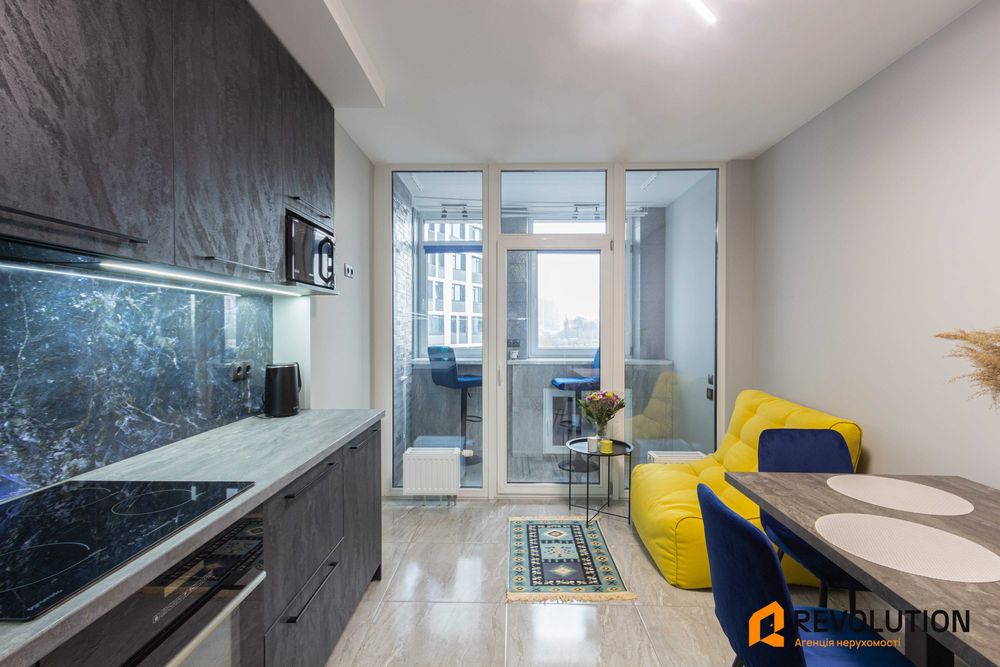 БЕЗ комісії. Оренда 1 км + кухня студія. ЖК Manhattan city. Генератор. 7 поверх