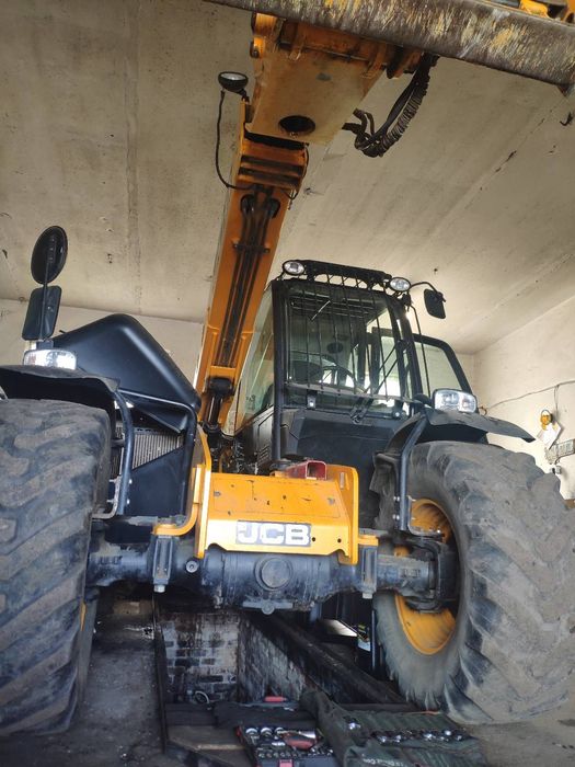 Ремонт та обслуговування погрузчиків Manitou (Маниту, Маніту) сервіс