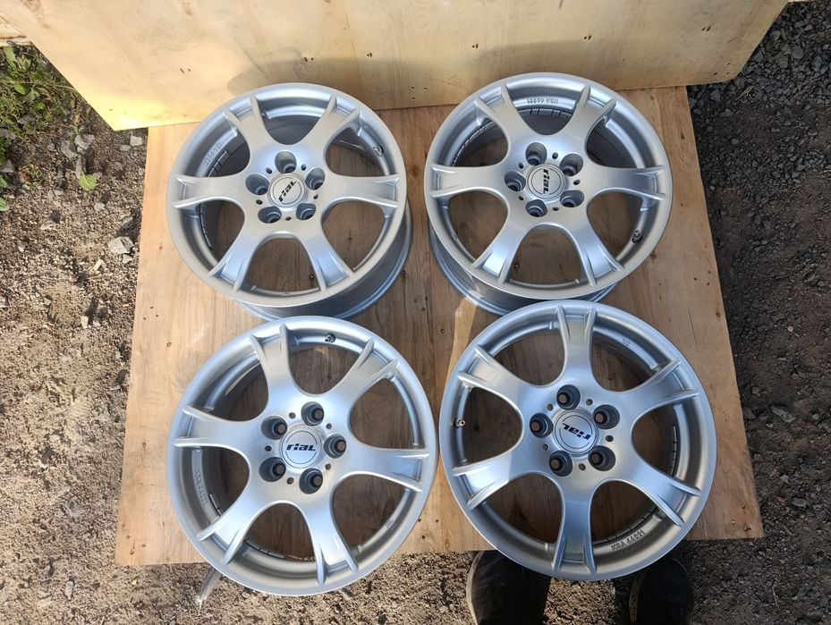 диски R16 5x114.3 et38 Rial
