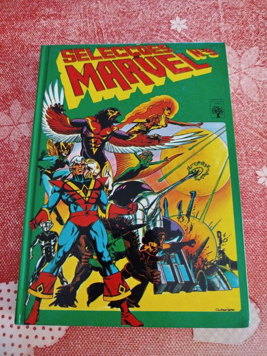 Lote BD Marvel / Abril – Hulk 100 (McFarlane), Selecções Capa Dura, Capitão América e Outros