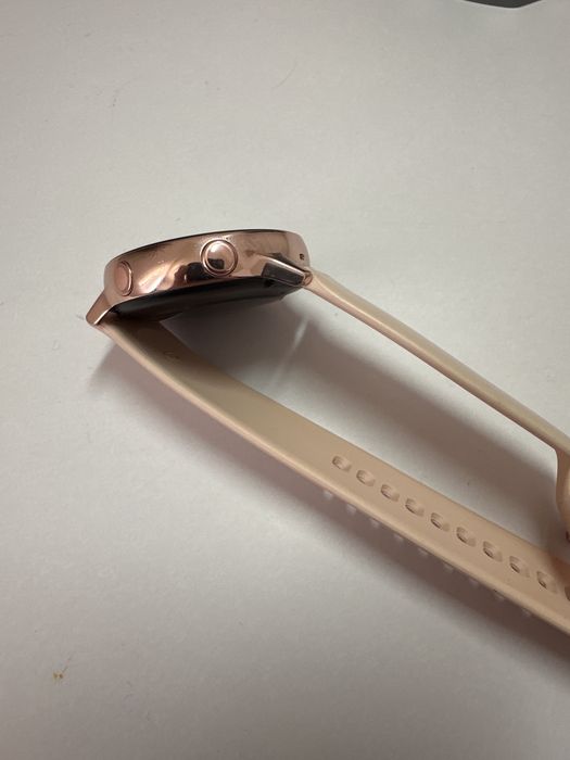 Продам Samsung Galaxy Watch Active