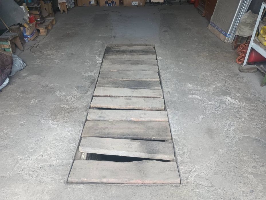 Продам великий гараж