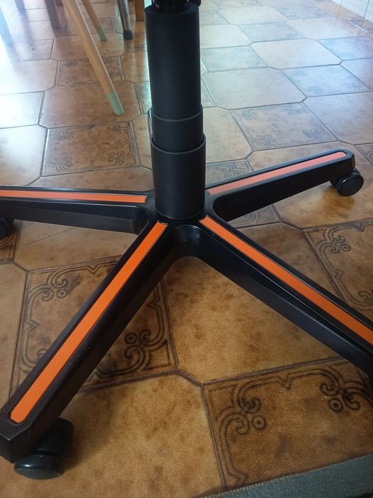 Cadeira gaming Dxracer fnatic edition