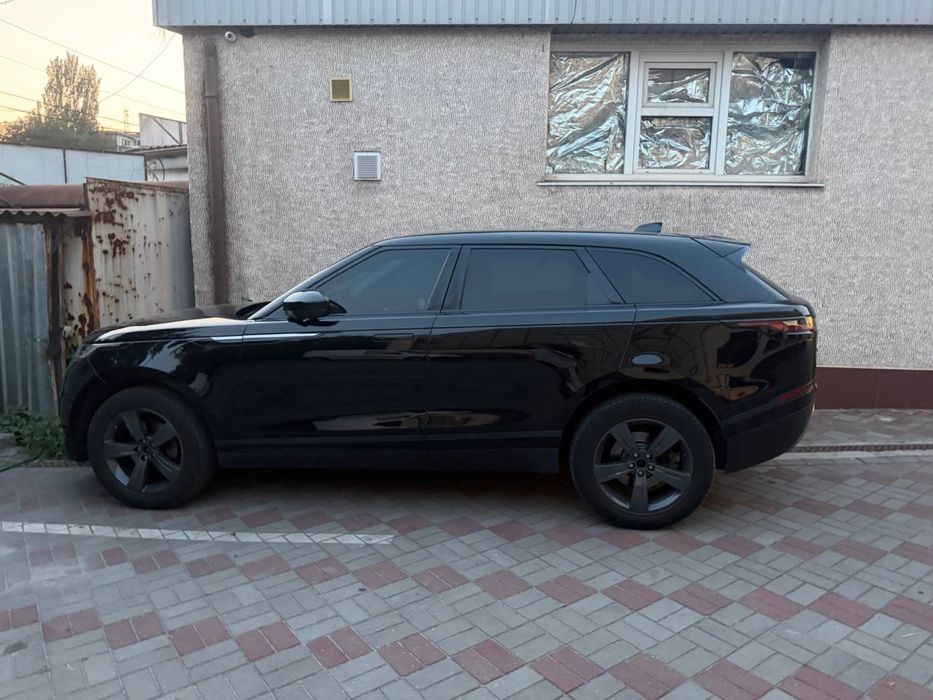 Land Rover Range Rover Velar 2018 VIN SALYB2RN9JA710574 фото оголошення 2 з 8