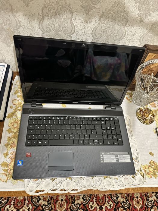 Ноутбук Acer 2 ядра АМД 6 озу 320 НДД 1ГБ відео 17.3 дюймів