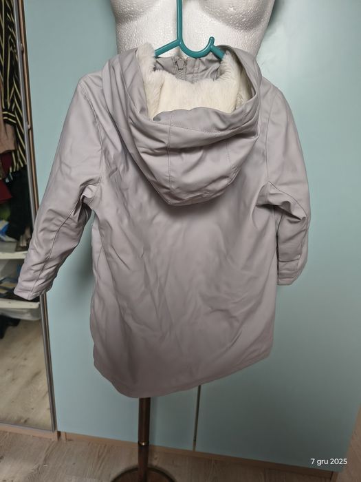 Reserved - Gumowany Płaszcz Jasny Szary