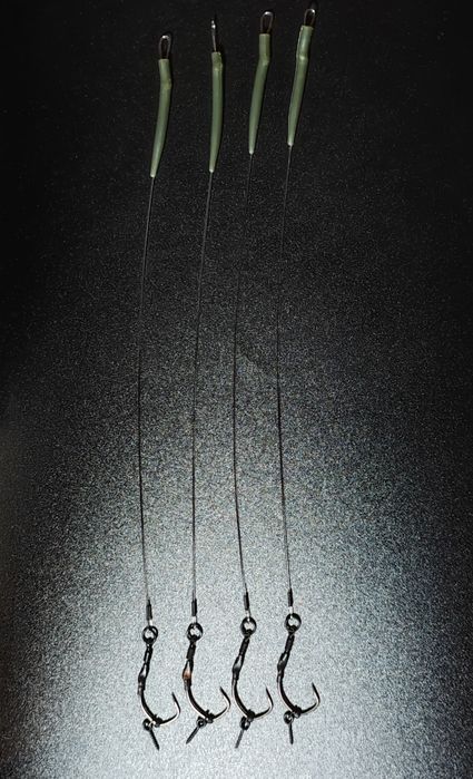 4 x przypony karpiowe Spinner Rig / Ronnie Rig #4 Lock Hook wkrętka