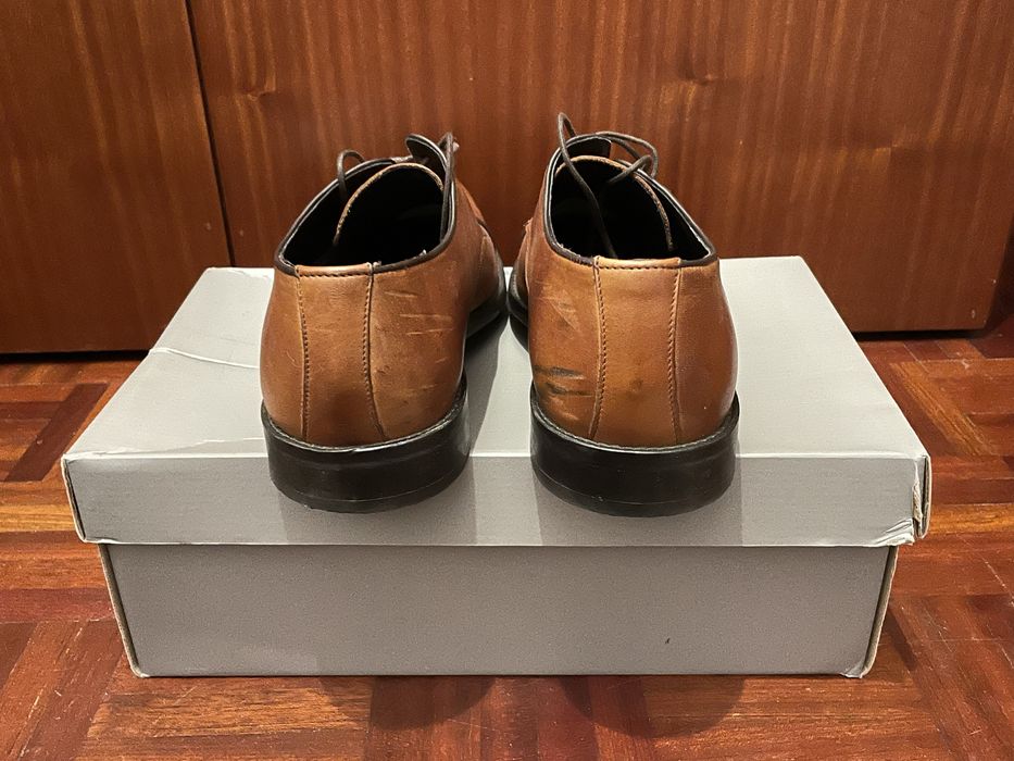 Sapato cerimonio castanho