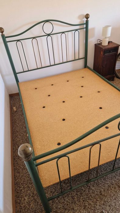 Cama de Ferro Casal ou Single - COMO NOVA