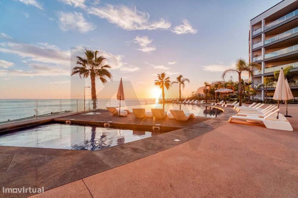Apartamento T2 Edifício Madeira Palace Residences - Localizado Na Estr