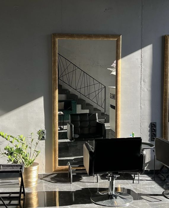 Оренда перукарського крісла | Центр Києва