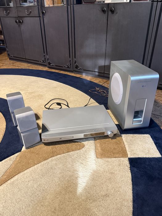 Домашній Кінотеатр LG LHS-26SGW