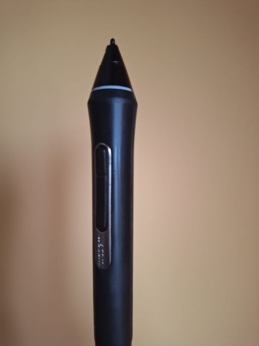 Mesa digital Wacom cintiq 22 usada.