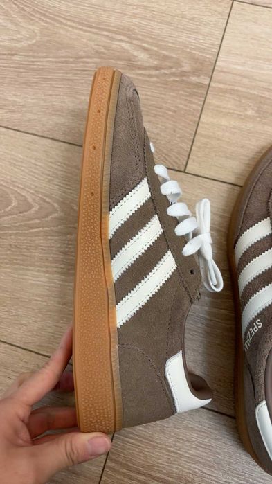 Adidas originals handball spezial r.42