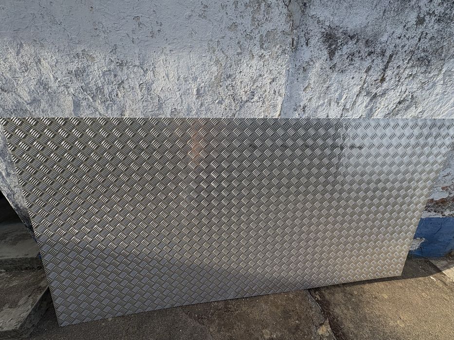 Chapa de aluminio “Nova”