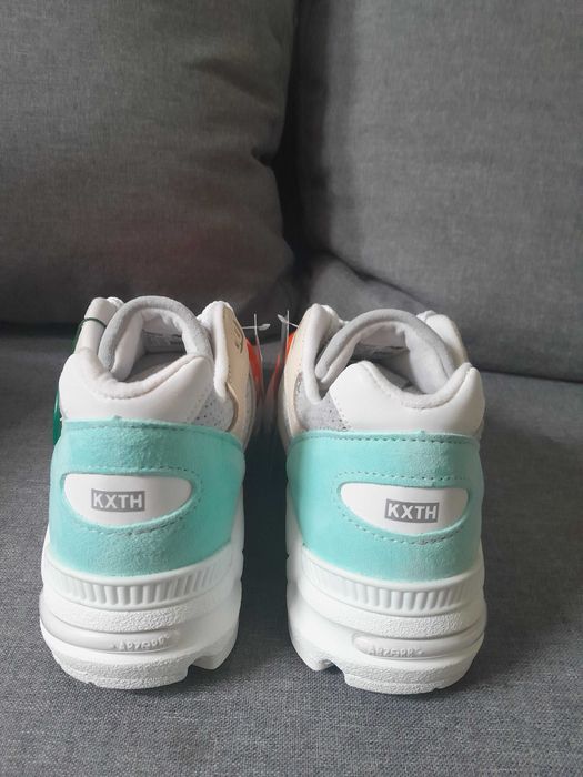 New Balance 990v2 Kith Cyclades (with Socks)