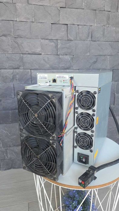 Antminer S21 200TH