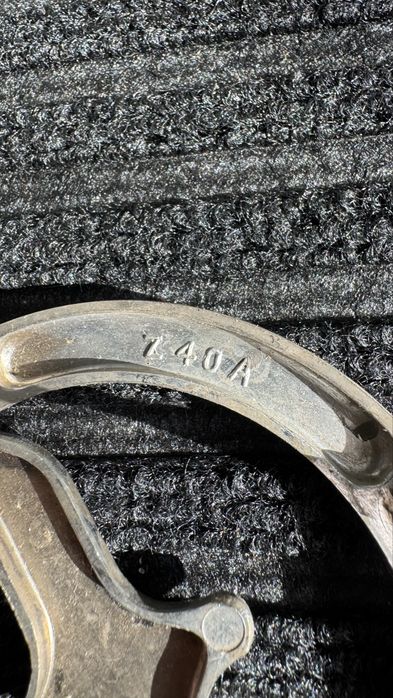 Znaczek emblemat FSO polonez