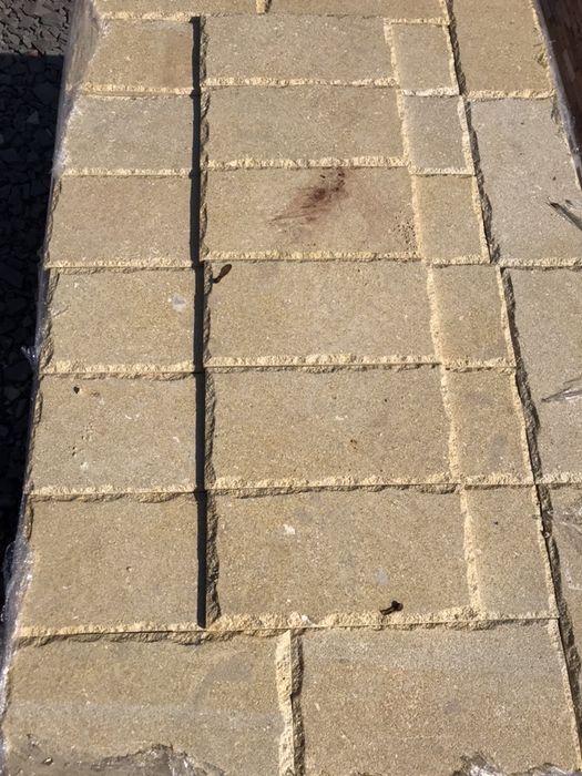 Природній камінь-природный камень піщаник,андезит,песчанник