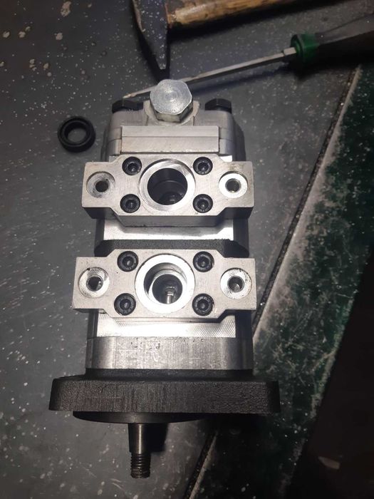 НШ John Deere,HYVA,Binotto,Vivolo,Parker,100,50,32,10-10. Реставрація.