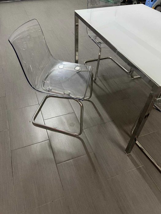 Conjunto de 4 cadeiras