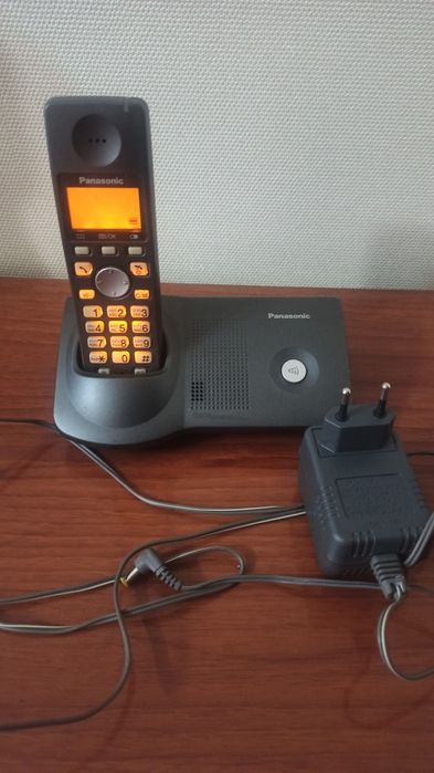 Стаціонарний радіотелефон Panasonic