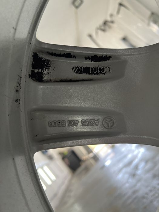 Vendo Conjunto de 4 Jantes Mercedes 17’  - Estilo Clássico
