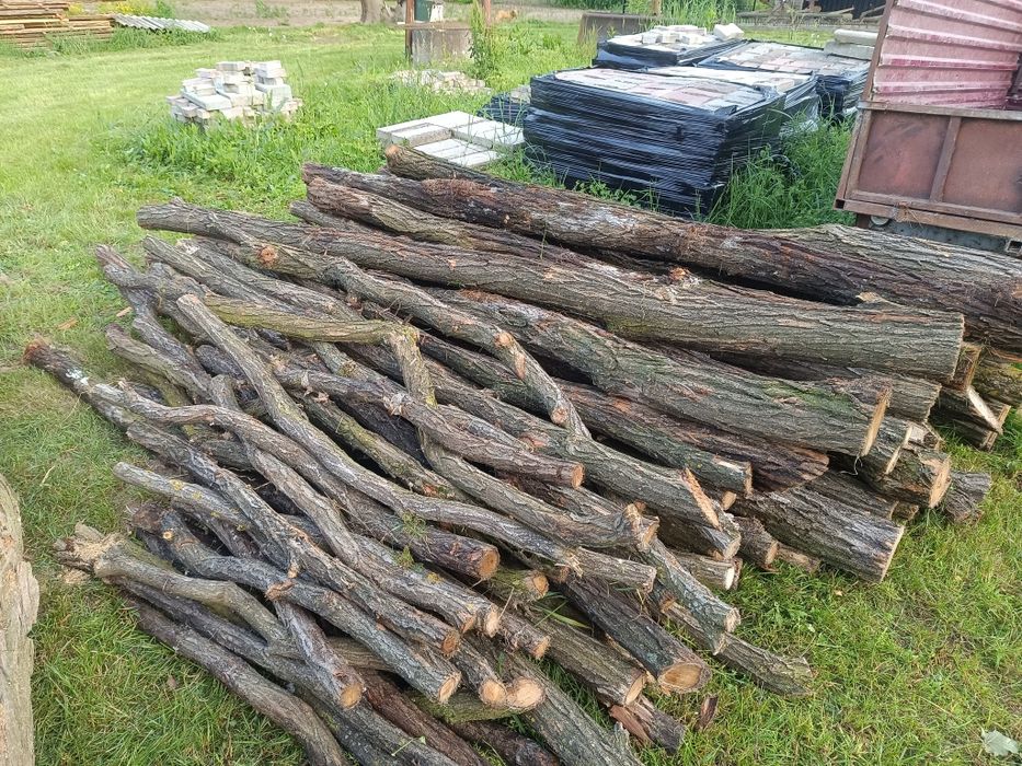 Stemple akacjowe na huśtawkę