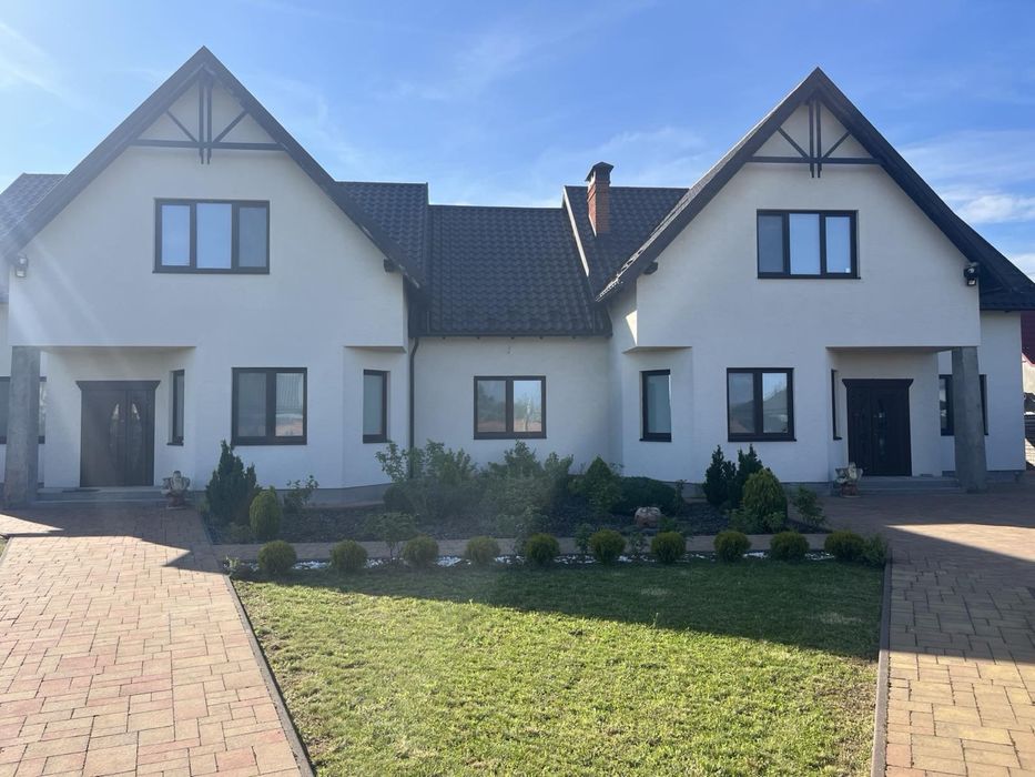 Продаж будинку для двох сімей з ремонтом Мукачево БЕЗ КОМІСІІ