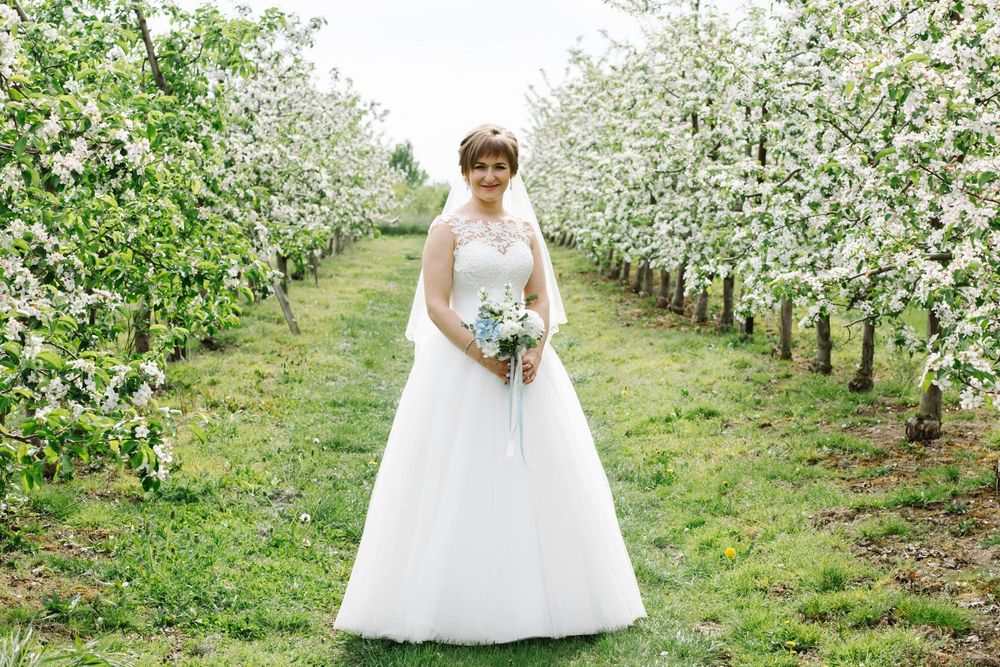 Весільна сукня розмір 44