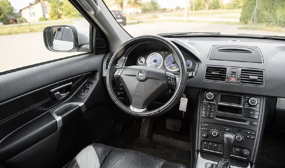 Продам Volvo CX90 2.4 TDI 4x4 2009 Год