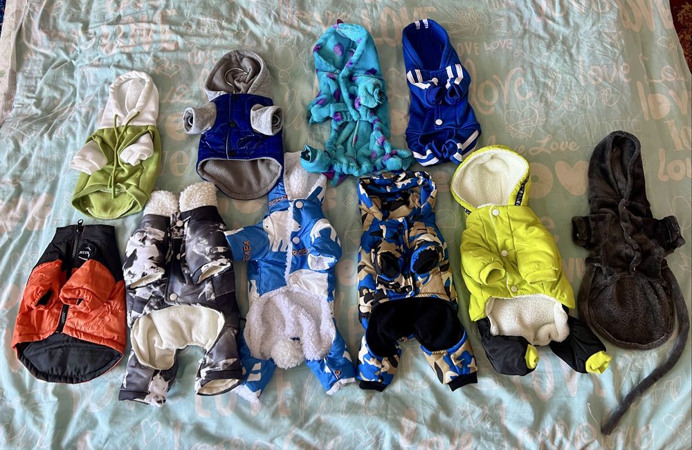 Продам одяг для маленької собачки розмір S