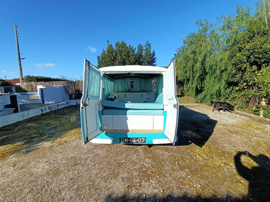 Dodge K160 SpaceVan - Tipo pão de forma