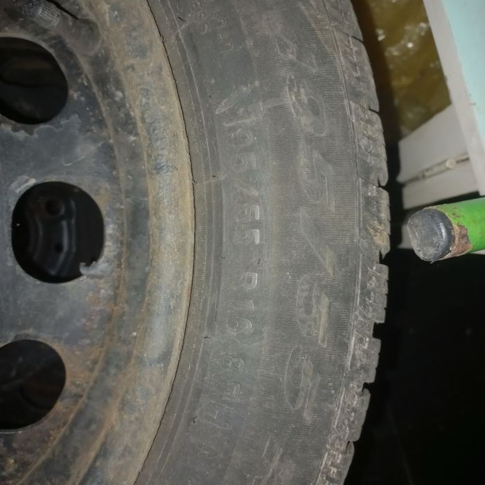 Резина шины зиммние RunFlat 195/55/16