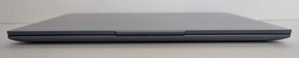 Laptop LENOVO IdeaPad Slim 3 15AMN8/15.6/AMD R5-7520U/8GB/SSD512/Win11