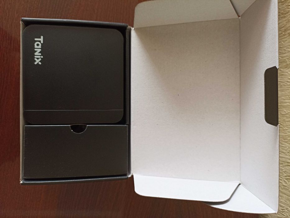 Tv Box Tanix W2 Amlogic S905 W2:4*32gb Slimbox