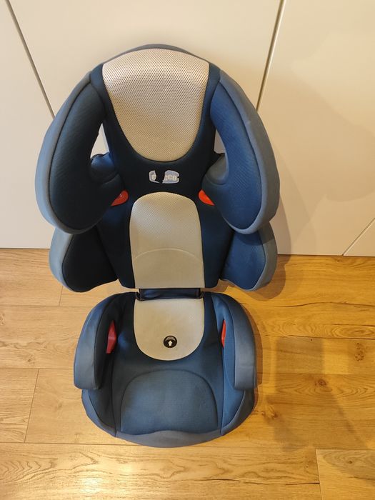 Fotelik samochodowy dziecięcy Chicco 15-36 kg wygodny jak nowy