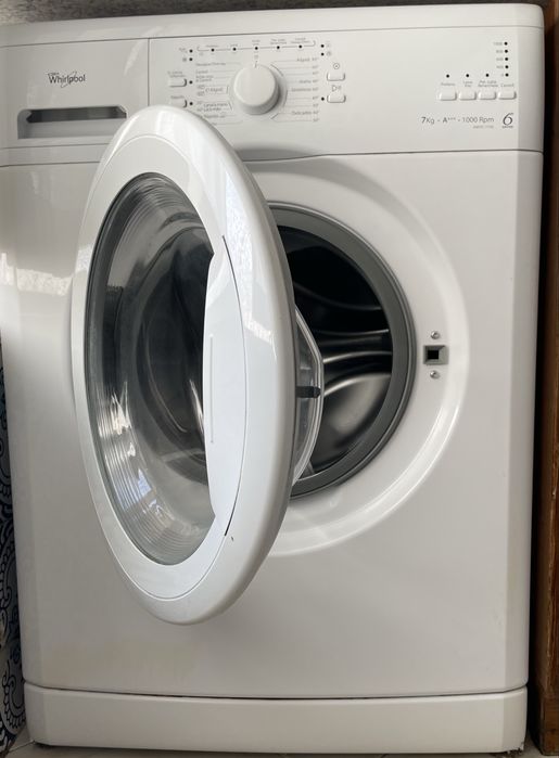 Máquina lavar Whirpool